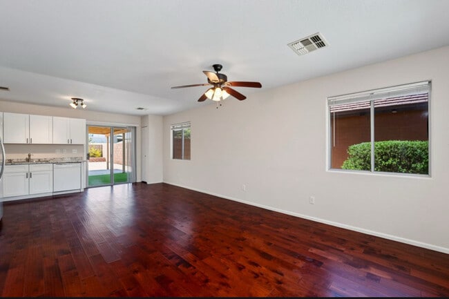 Photo - 42551 W Hillman Dr