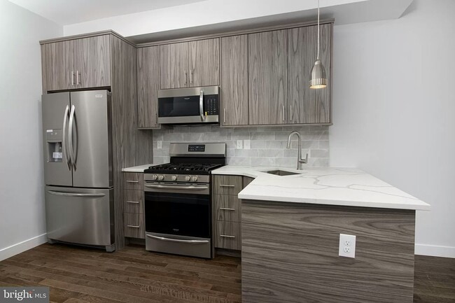 Photo - 2016 N Franklin St