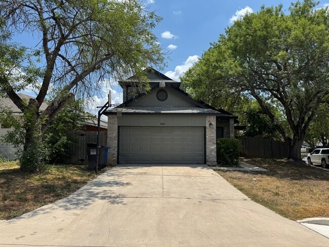 Building Photo - LOVELY 3 BEDROOM 2 BATH HOME IN SPRING CRE...