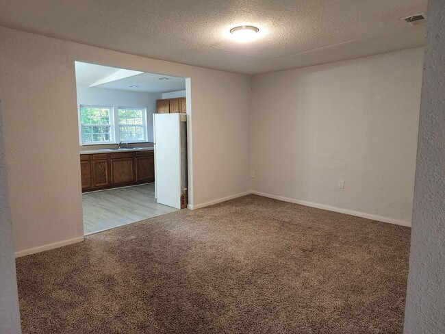 Photo - 2043 Maywood St Unit 2043 Maywood A