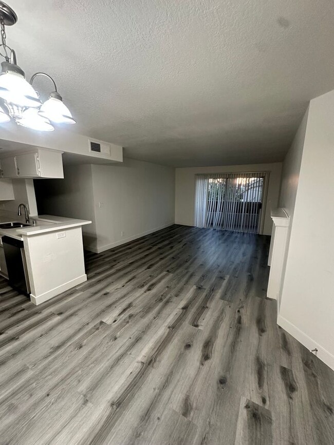 Photo - The Premier on Moorpark