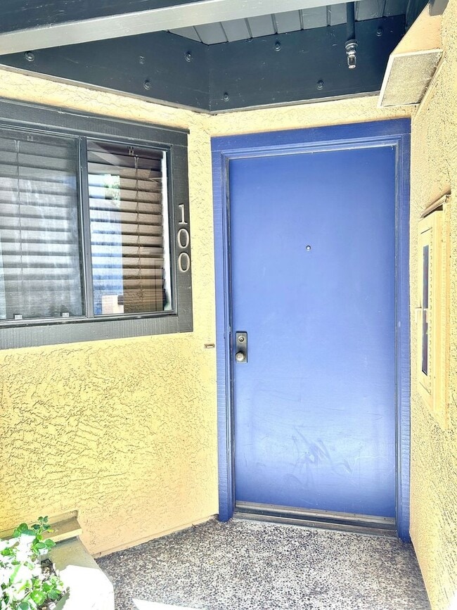 Photo - 2 Elm St