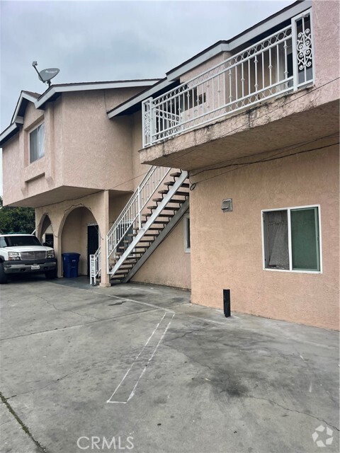 Building Photo - 6633 Orchard Ave Rental