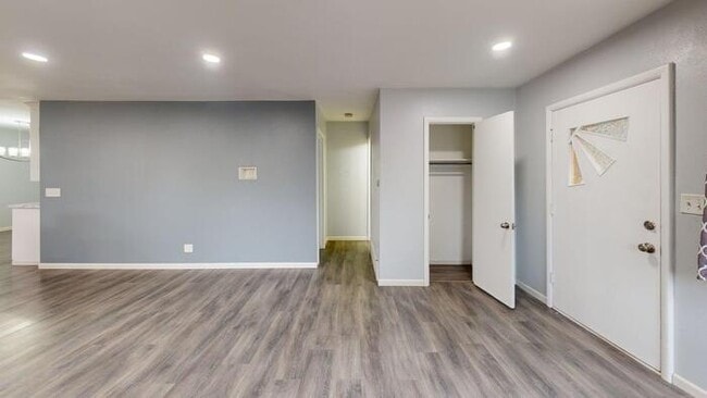 Photo - 905 Lincoln Ave