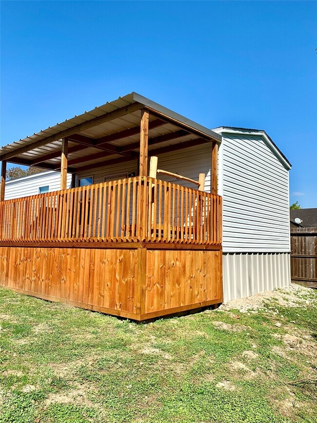 Building Photo - 3621 County Rd 161