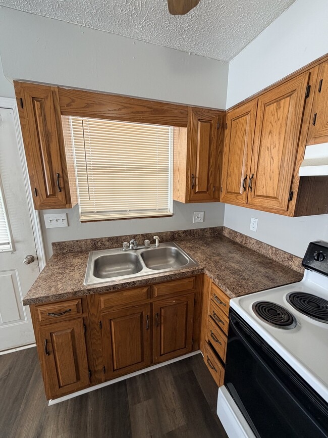 Photo - 8435 Shell Ln NW