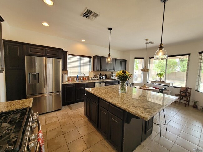 Photo - 3689 W 39th St