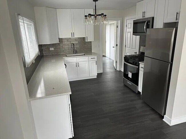 Photo - 17123 Park Ave