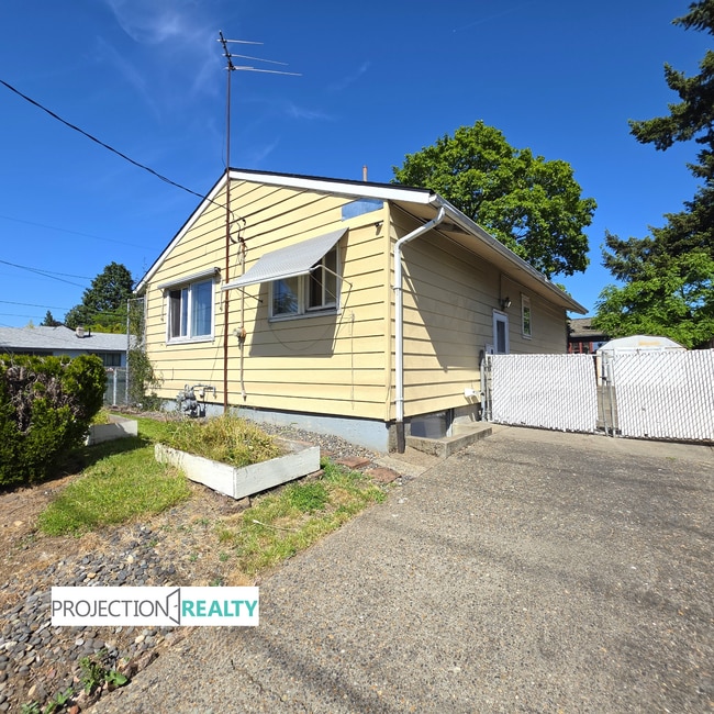 Photo - 2926 N Terry St