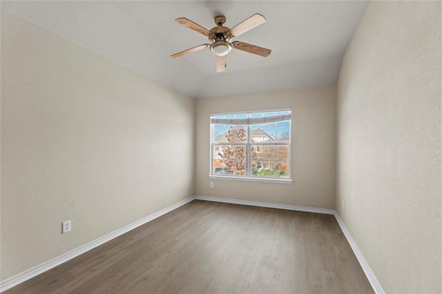 Photo - 2008 Spotted Ct