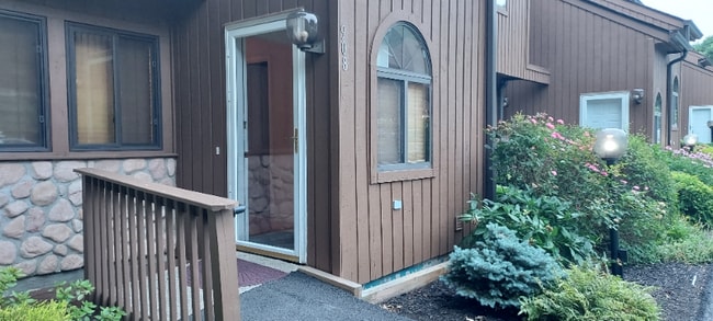 Photo - 908 Scenic Ln Townhome