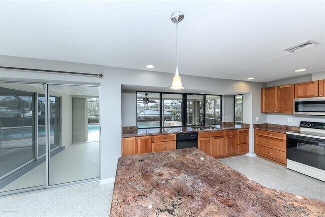 Photo - 2429 Aqui Esta Dr