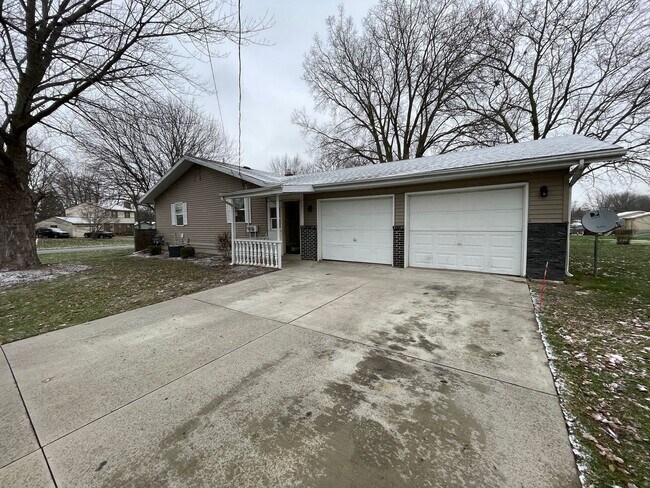 Photo - Glenmoor Dr Se Unit 5852