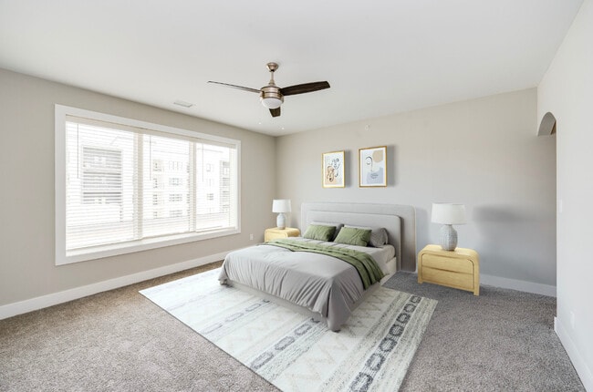 3BR, 2BA - 1,638SF
