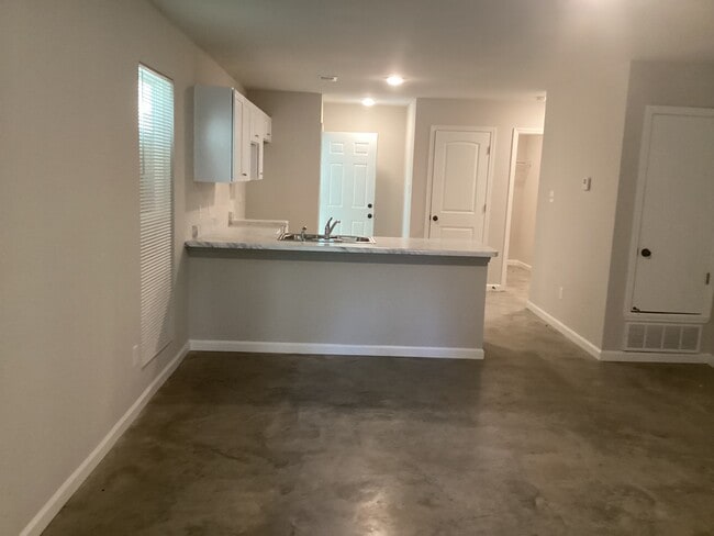 Photo - 4367 Suncrest Dr