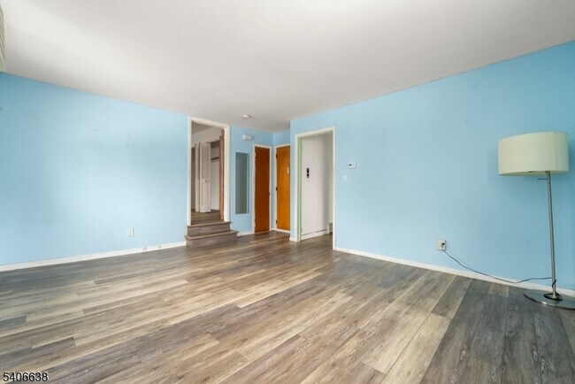 Photo - 301 Belleville Ave