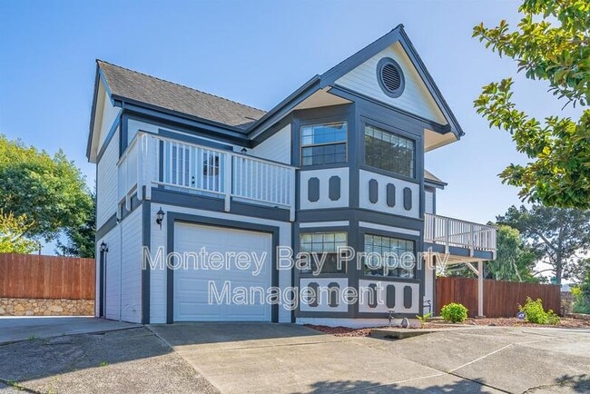 Building Photo - 415 Palo Verde Ave