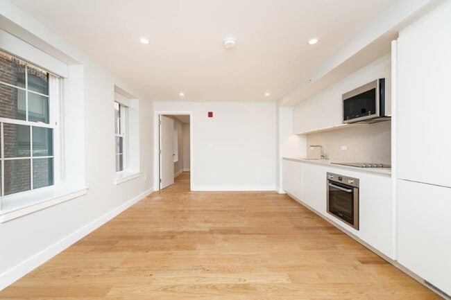 Photo - 24 Fleet St Unit 5