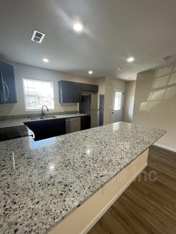 Photo - 923 Warrior Hill Dr