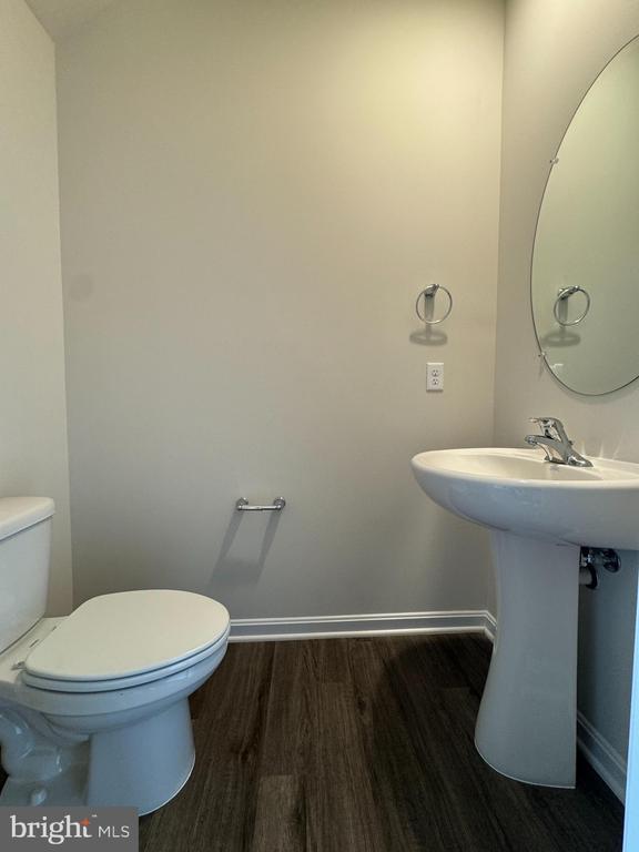 Photo - 102 Willett Holw St