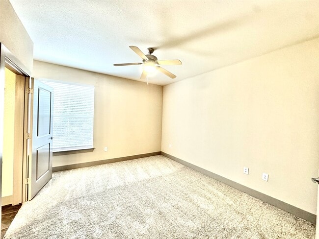 Photo - 3660 Richmond Ave. Unit 301