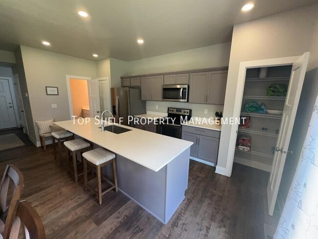 Photo - 17110 Blue Sage Ln