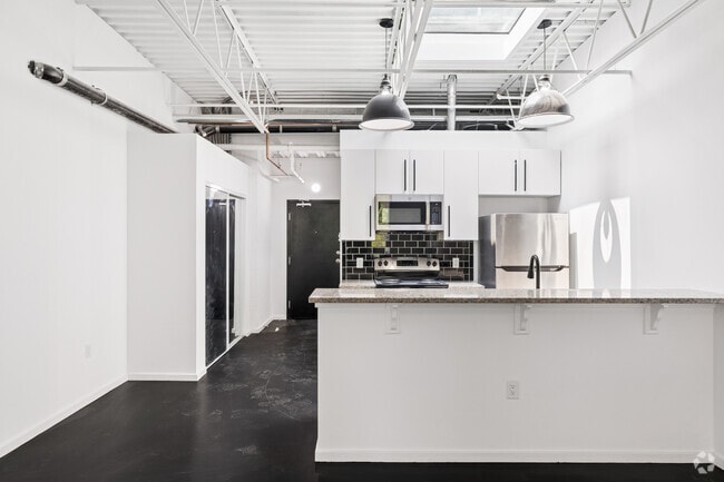Studio - 700SF - Kitchen