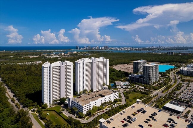 Photo - 15051 Royal Oaks Ln Unit 301