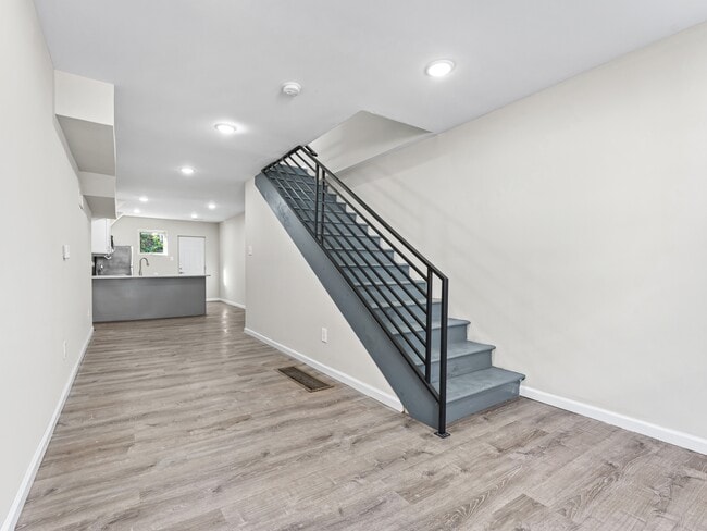 Photo - 2356 N 4th St