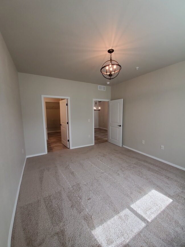 Mulliner Crossing Apartments Hobart, WI