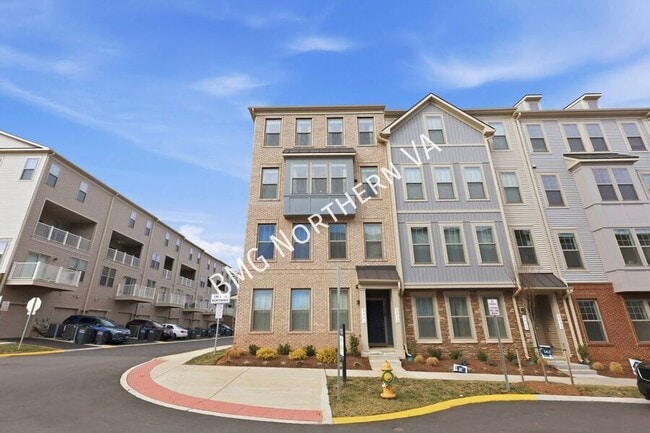 Building Photo - 201 Park Central Ter