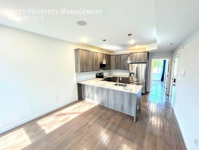 Photo - 1403 N 8th St