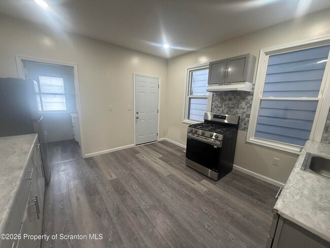 Photo - 216 Horton St