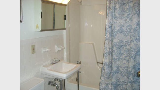 Photo - Stoneycrest Tower