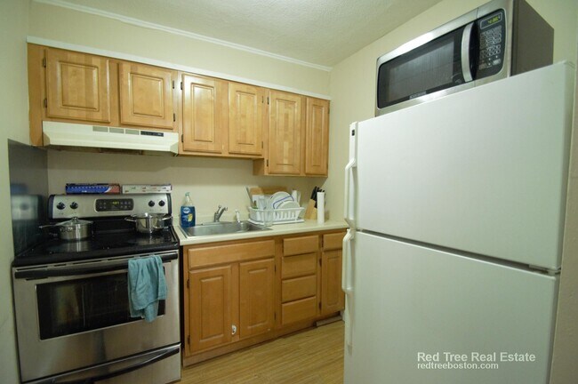 Building Photo - 20 Radcliffe Rd Unit 106 Rental