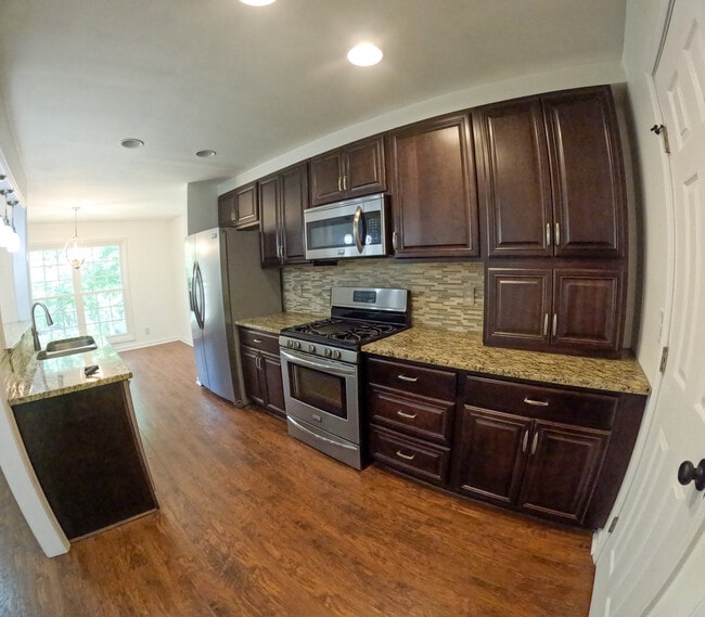 Photo - 705 Bridge Ln SE