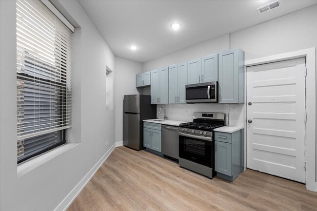 3001 N Central Park Ave Unit 5
