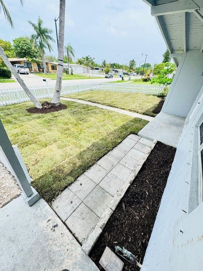 Photo - 4051 NE 15th Terrace