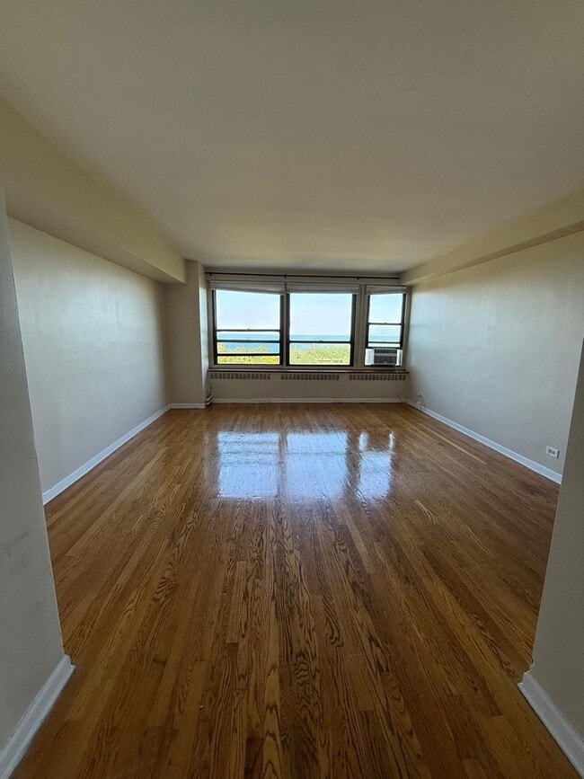 Photo - 4180 N Marine Dr Unit 1206