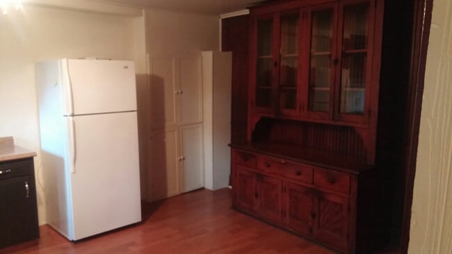 Photo - 27 Noster St