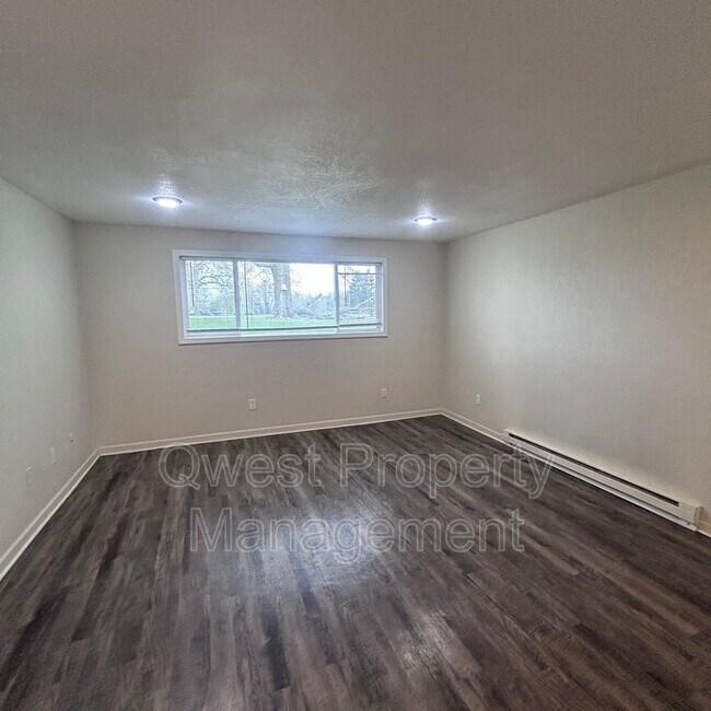 Photo - 409 E Woodlawn Ave Unit #2
