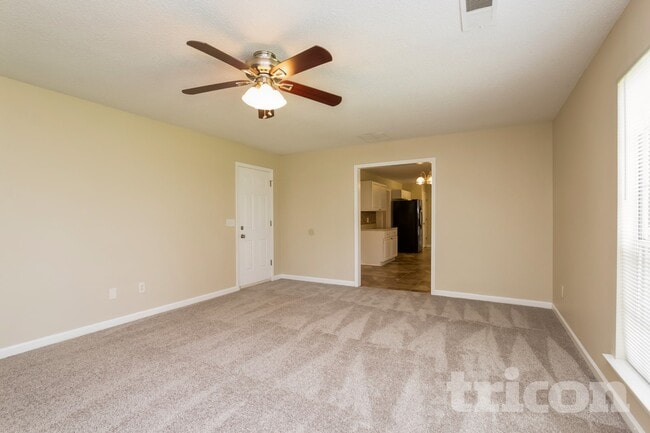 Photo - 2198 Colony Dr