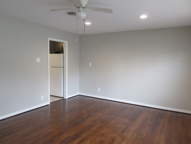 Photo - 213 N Juniper Ave