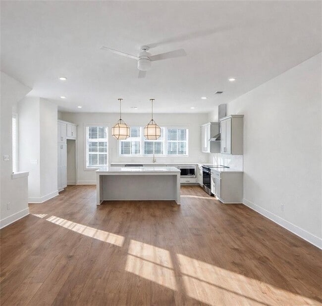 Photo - 2640 Mackintosh Ct