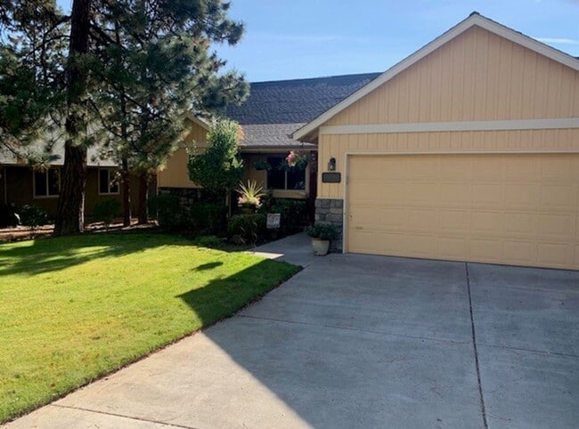 Building Photo - 3 Bedroom House on Quarter Acre!