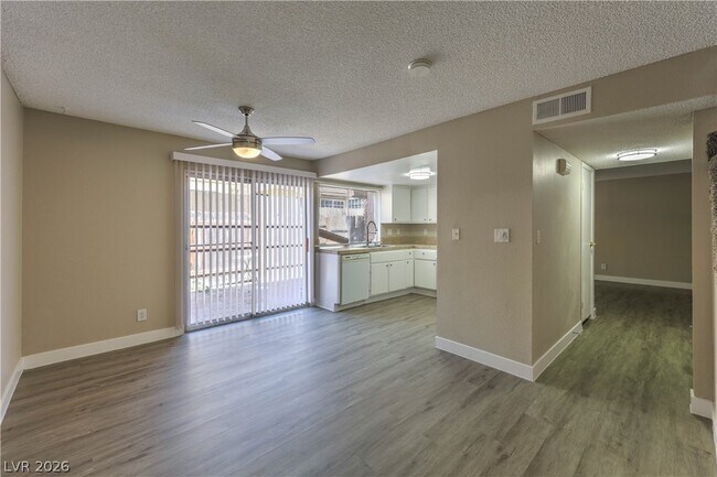 Photo - 1481 Living Desert Dr Unit B