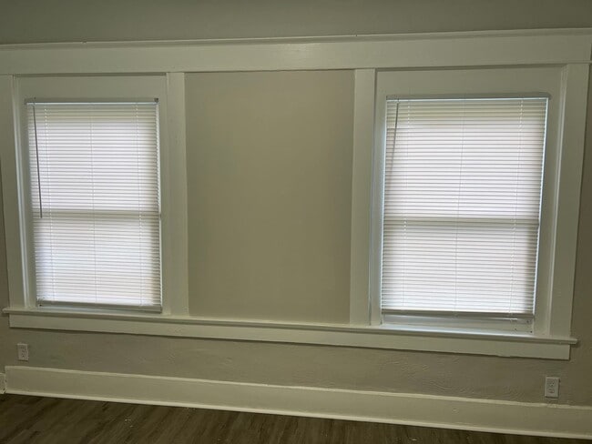 Photo - Gorgeous Renovated 3 Bedroom House!