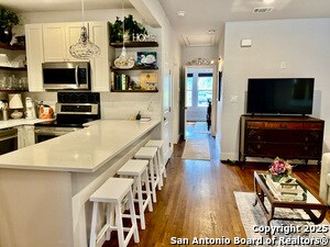 Photo - 612 E Mulberry Ave