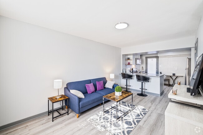 2BR, 1.5BA - 750SF - Living Room - LIV Lakeview