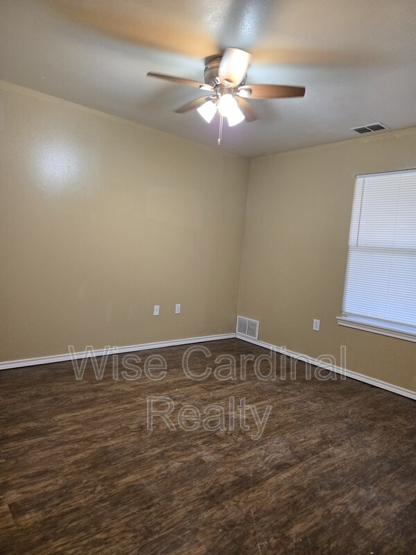 Photo - 612 N Englewood Ave